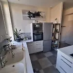 Calme Et Confort Centre Avec Parking Prive Appartement *