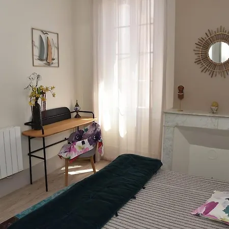 Apartament Calme Et Confort Centre Avec Parking Prive